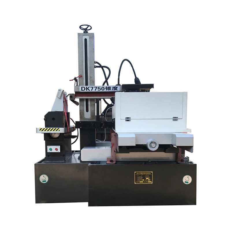 DK7750 ± 30 ° AZ Mașină de tăiere a sârmei de mare viteză CNC EDM de mare viteză